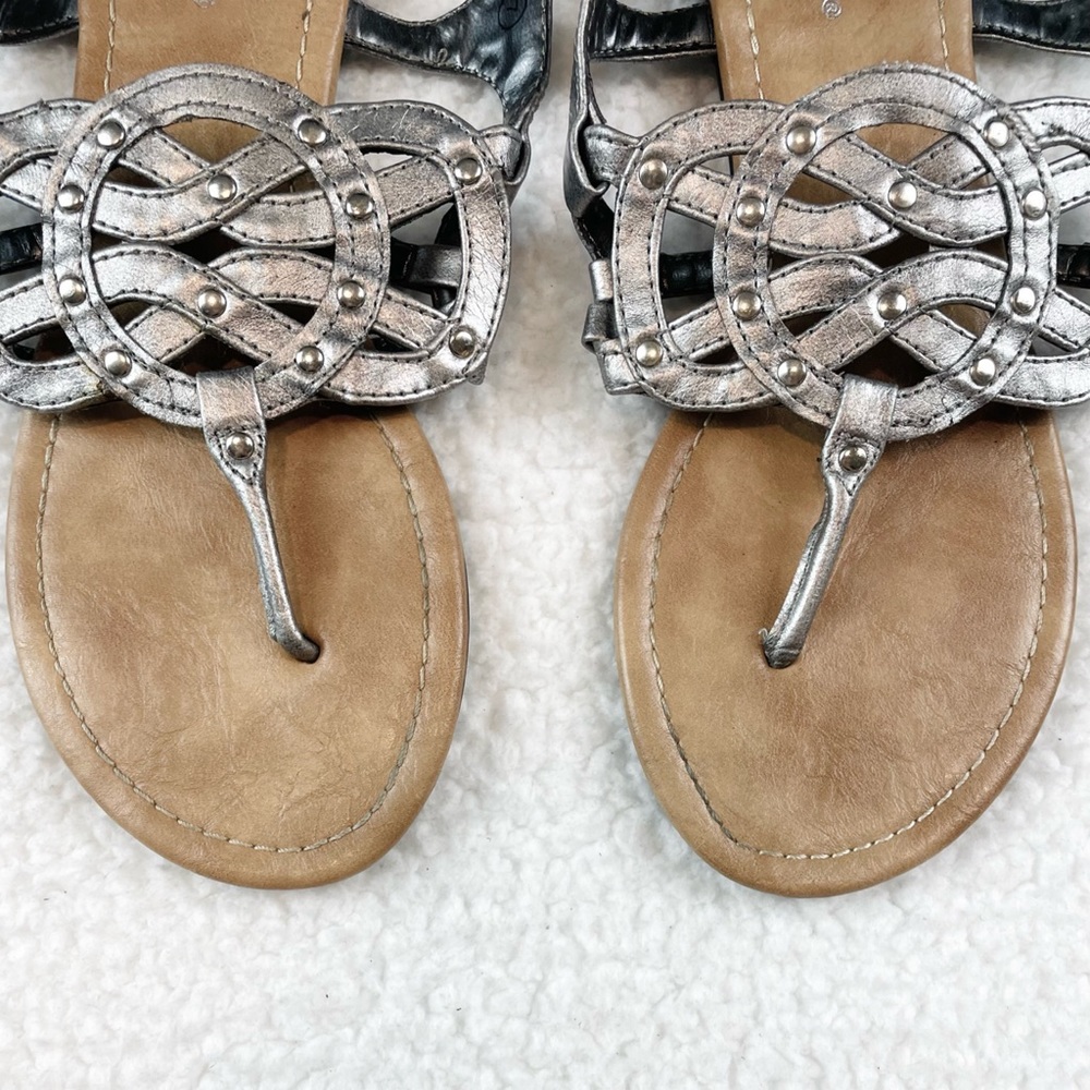 SODA • Silver/Tan Studded Thong Sandals, 7 - Picture 10 of 16